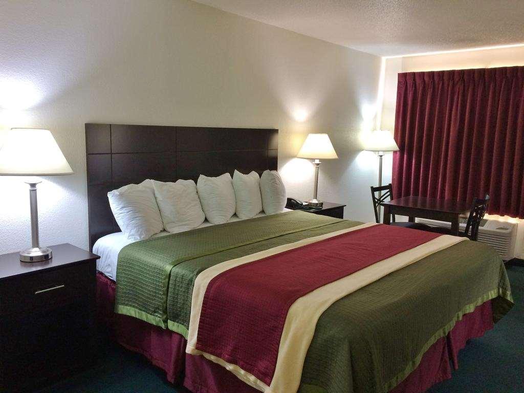 Travel Inn & Suites Atlanta Texas 客房 照片